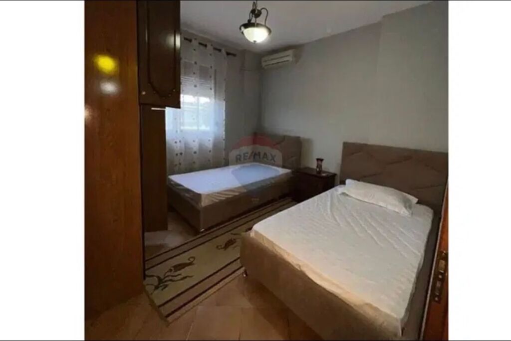 Apartment 3+1+2 for rent, Commune of Paris