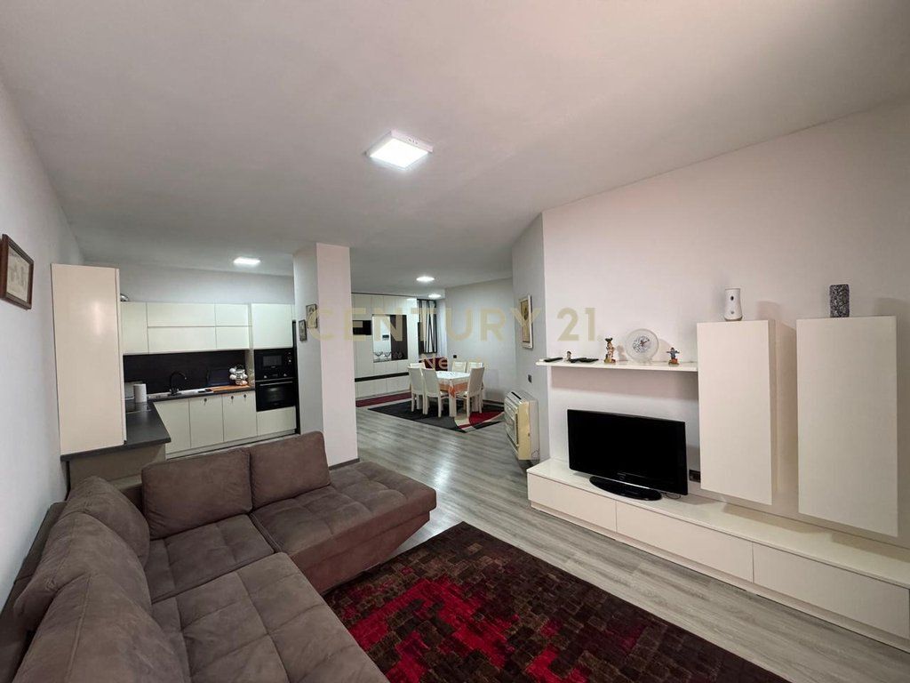 APARTAMENT 2+1 PER QIRA PRANE GRAND GALLERY NE YZBERISHT! 580 € /Muaj Sip. Totale  106m2