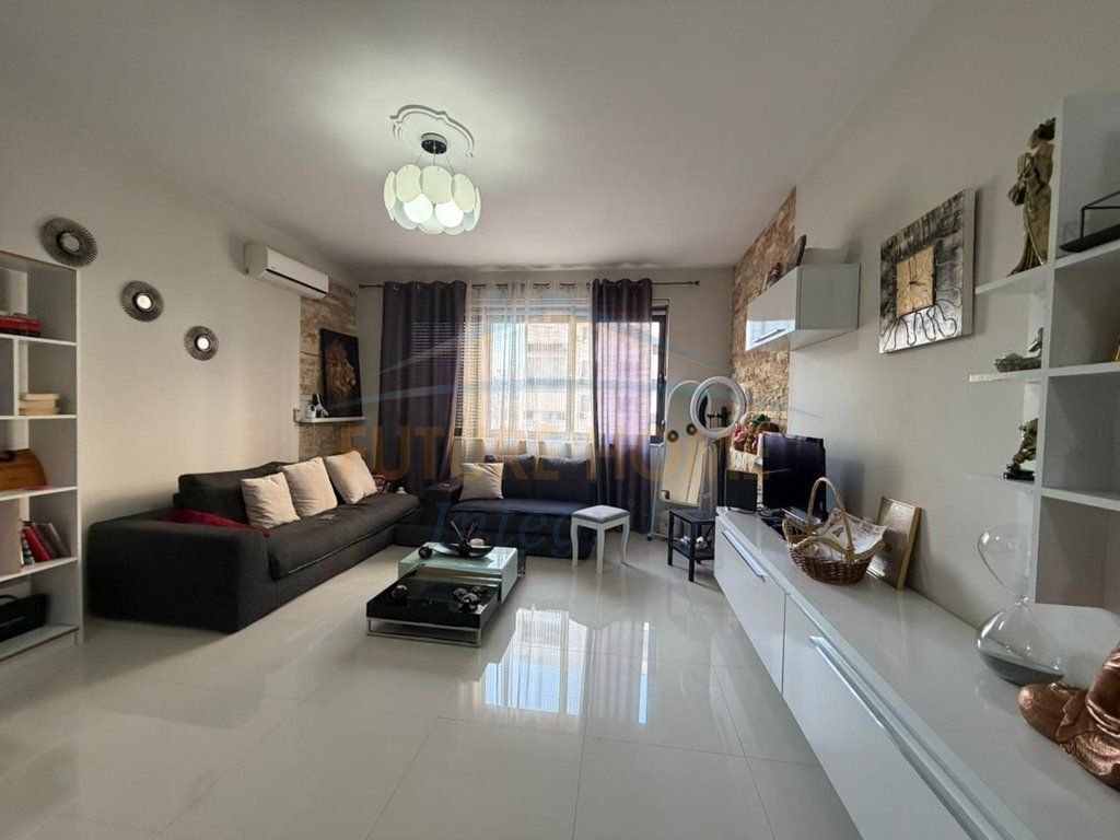 For sale, Apartment 1+1, New Ring, Tirana.