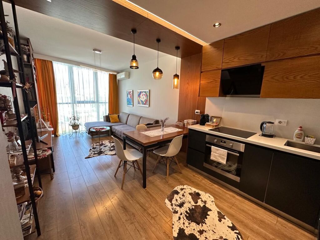 🏢Via Bogdaneve, appartamento arredato 2+1 in affitto. 1.000 Euro