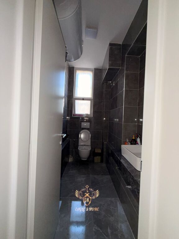 Locale Commerciale in Affitto 📍Kopshti Sotir Noka 450euro