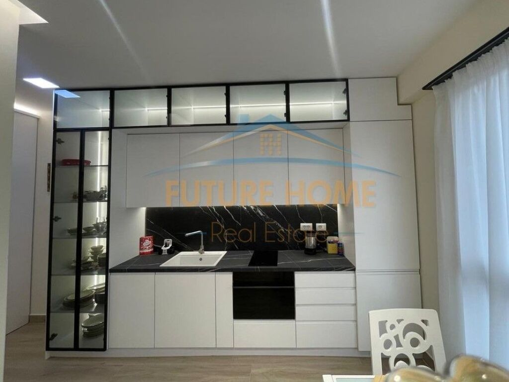 Qira, Apartament 1+1, 21 Dhjetori
