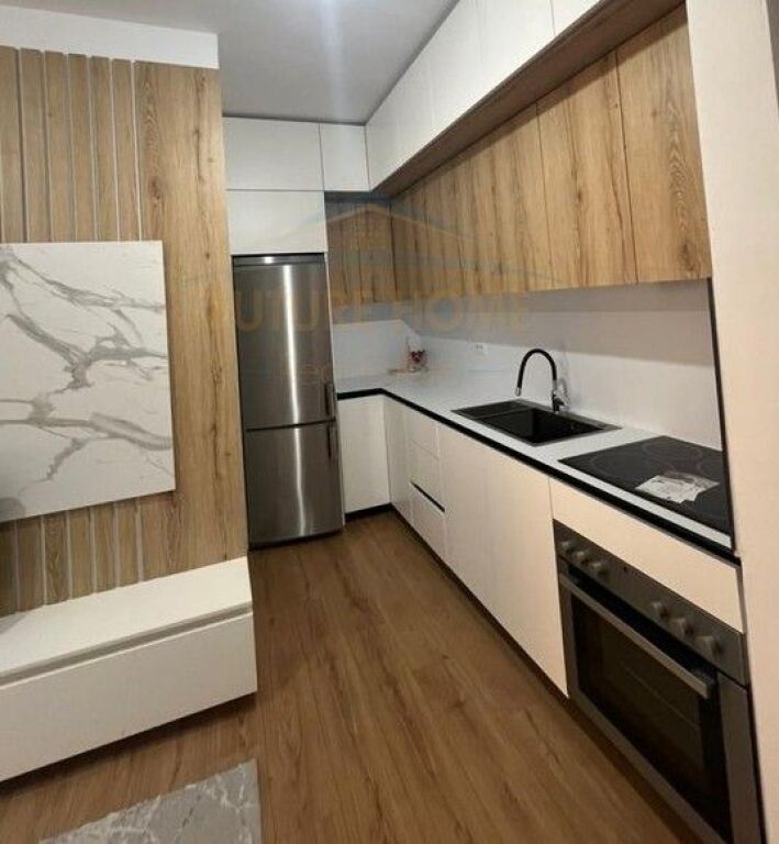 Affitto, Appartamento 1+1, Univers City, Tirana