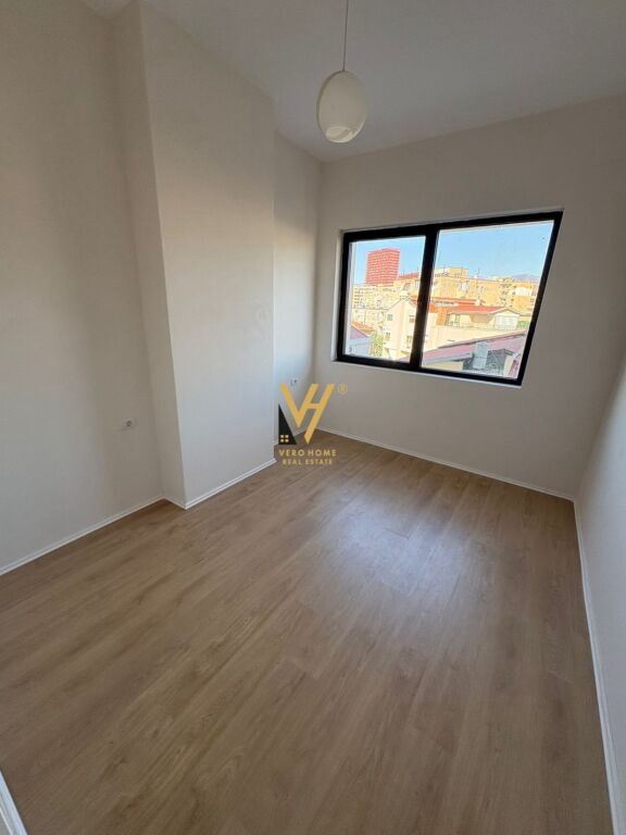 OFFICE 96 M2 FOR RENT IN VASIL SHANTO 1,500 EURO