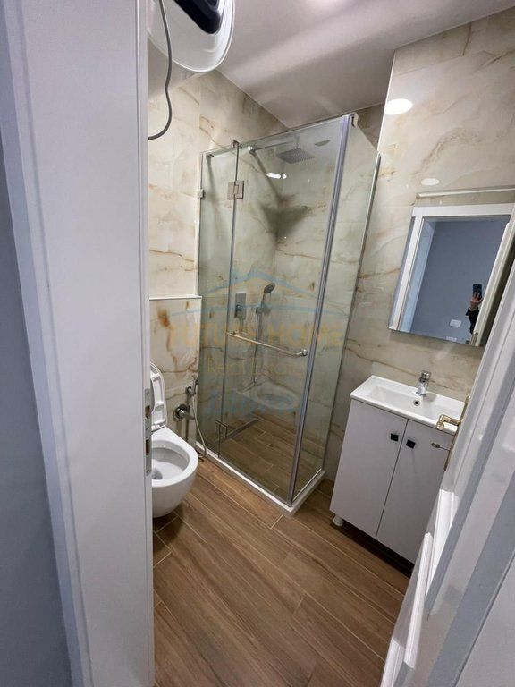 Rent, Apartment 2+1+2, Willson Square, Tirana.