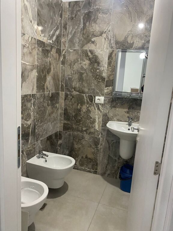 Apartament 1+1 me qera tek Univers City prane Qtu