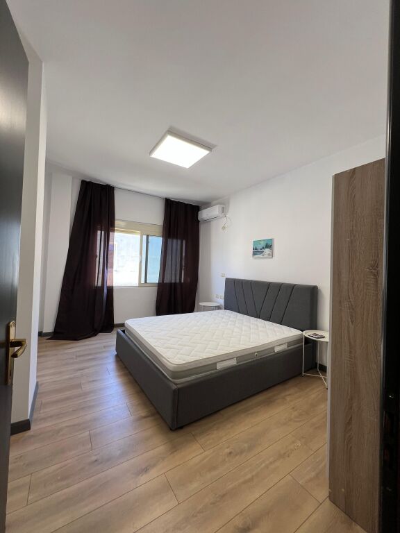 Shitet super apartament 2+1 me ballkon
