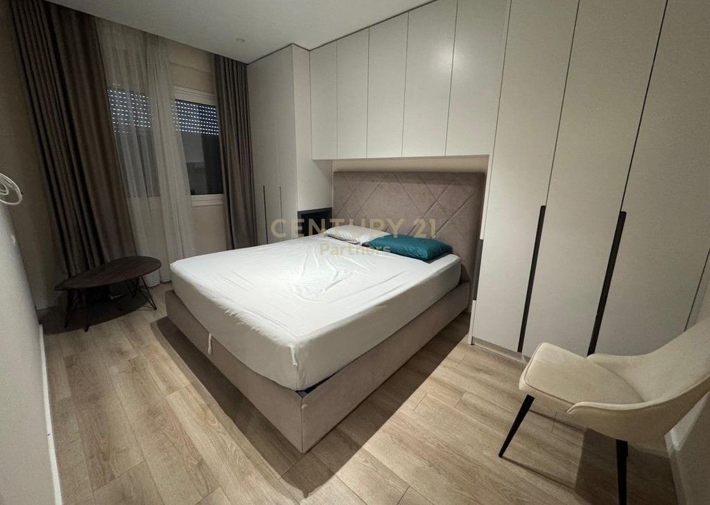 Appartamento 2+1 con Posto Auto – Vicino al Mare, Vlora