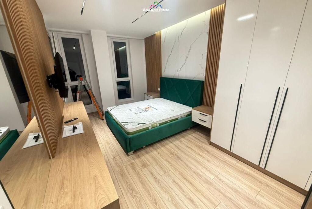 Apartament Me Qera 2+1 Tek Komuna e Parisit (ID B2201669) Tirane