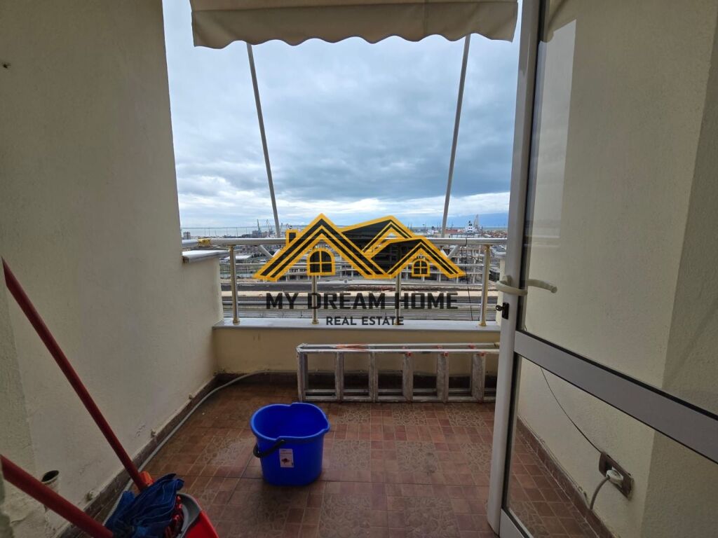 SHITET APARTAMENT 2+1+2 NE DURRES PAMJE DETI!