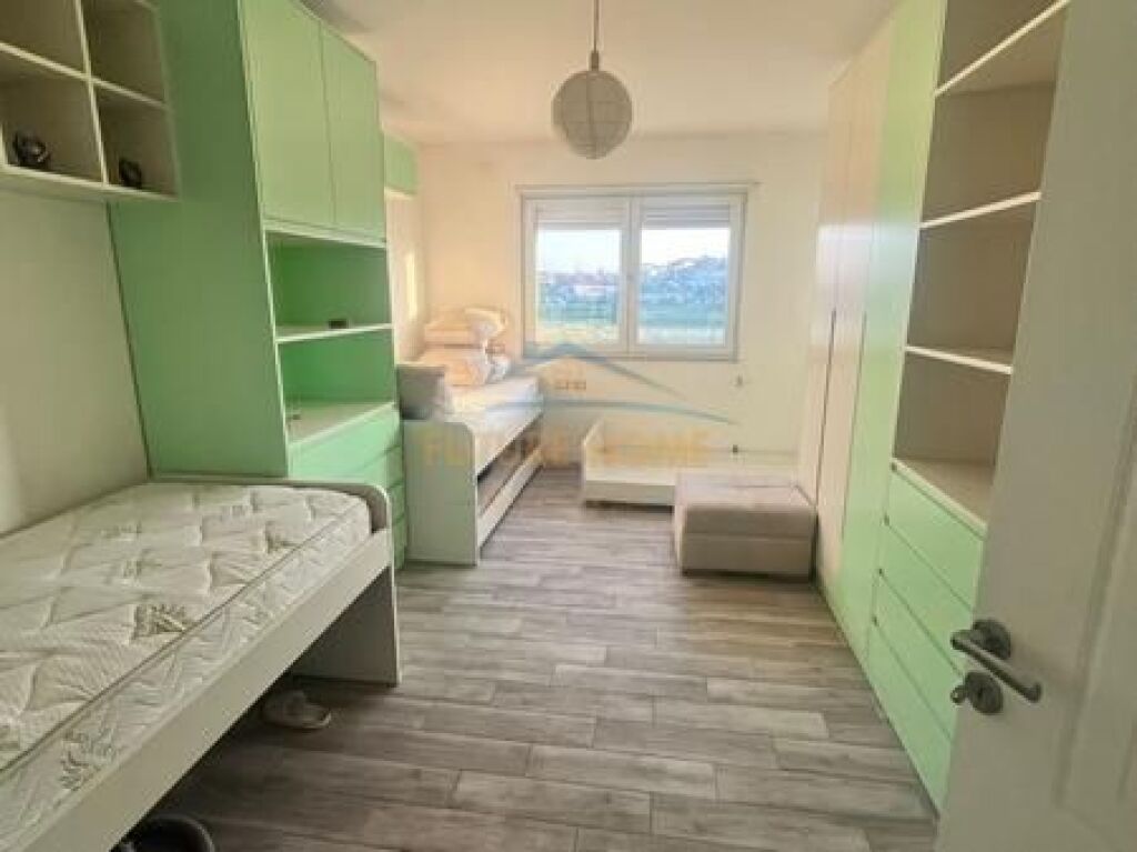 Rent, Apartment 2+1+2, New Ring.