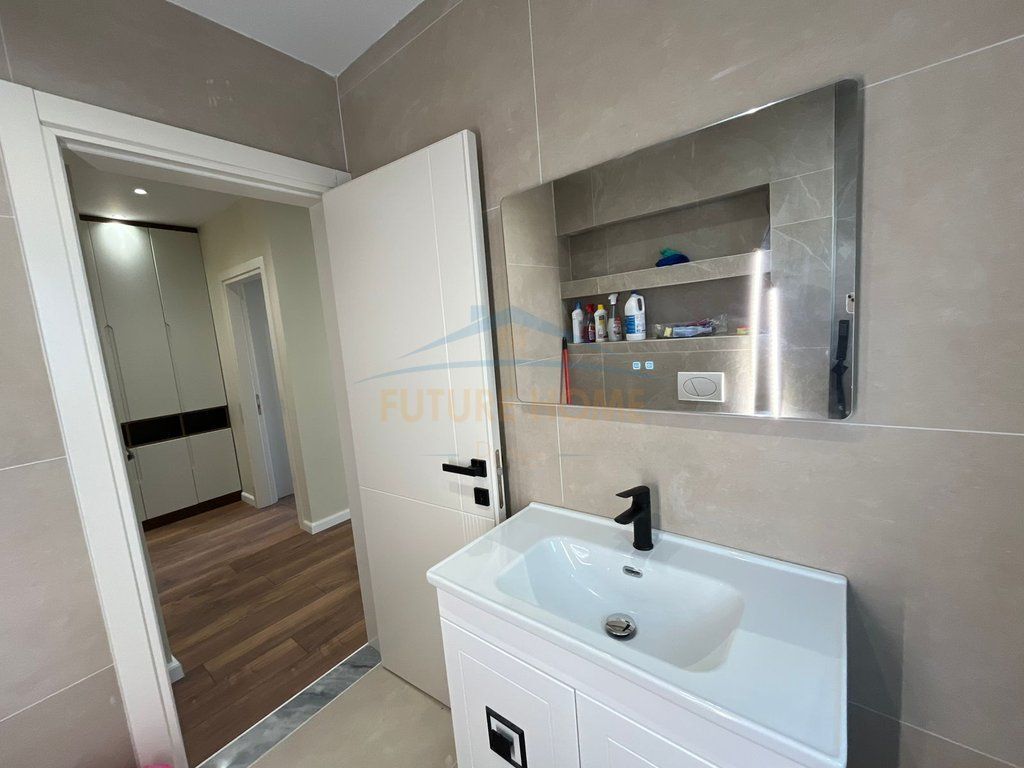 Shitet , Apartament 1+1 , Mine Peza , Tirane​