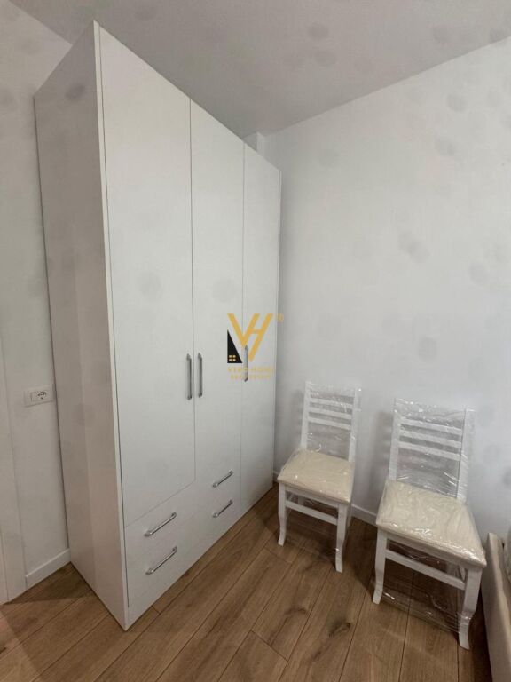 JEPET APARTAMENT 2+1+2BLK ME QERA TE RRUGA ISLAM ALLA 900 EURO