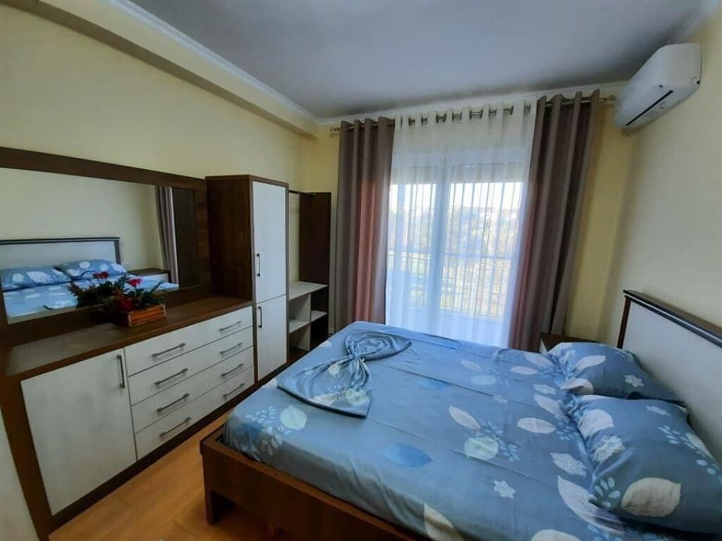 TEK KOPSHTI BOTANIK apartament 2+1+2