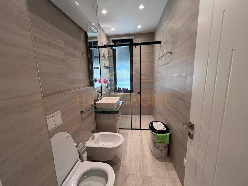 In vendita, Appartamento 2+1+2, Residenza Erli, Tirana.
