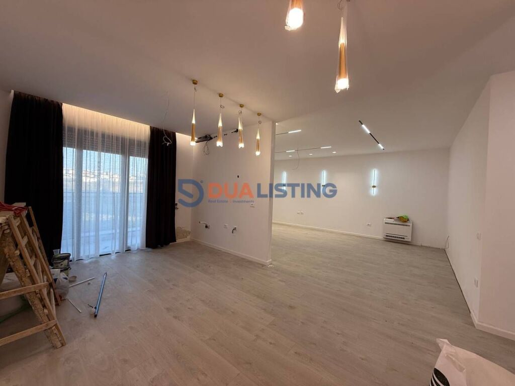 We offer office space for rent at the Dry Lake