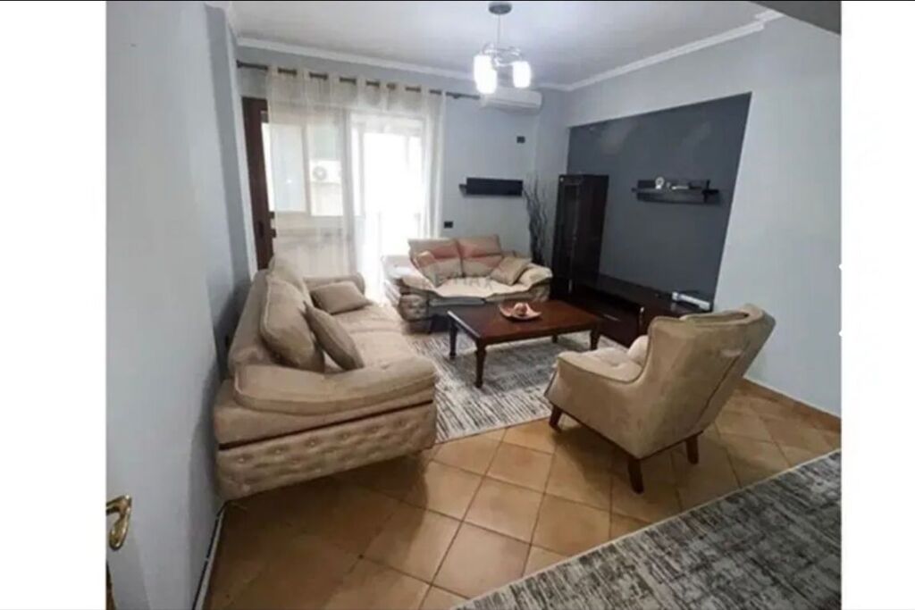 Apartment 3+1+2 for rent, Commune of Paris
