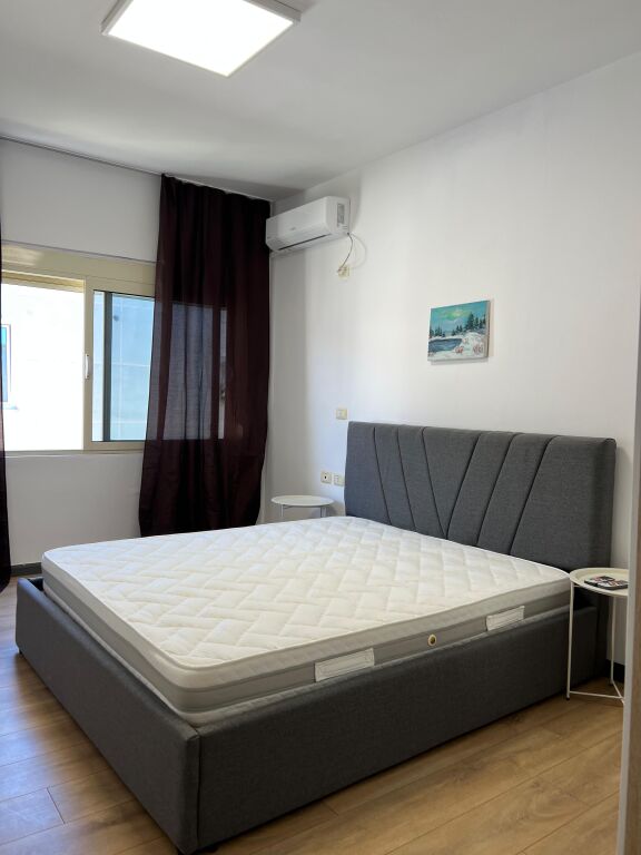 Shitet super apartament 2+1 me ballkon
