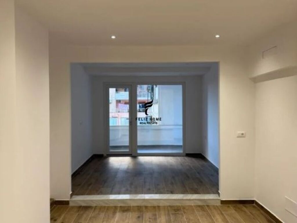 UFFICIO IN AFFITTO 61 M2 NUOVO BOULEVARD 750 EURO FH-59116