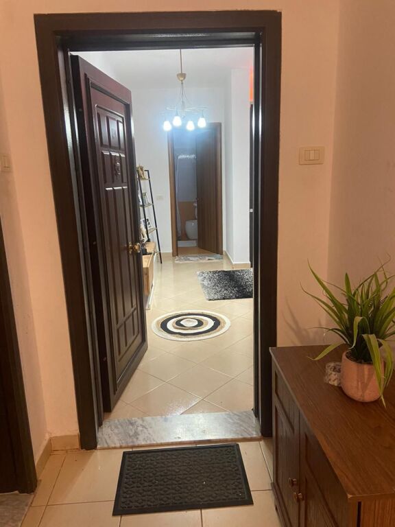 JEPET ME QERA APARTAMENT 1+1 SHKEMB KAVAJE