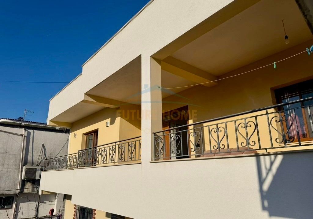 🏠 Spacious 2+1 for Rent in Private House – "5 Maji" Street! 📍