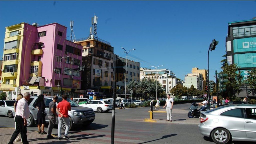 Qera, Apartament 2 + 1, 21 Dhjetori, Tirane
