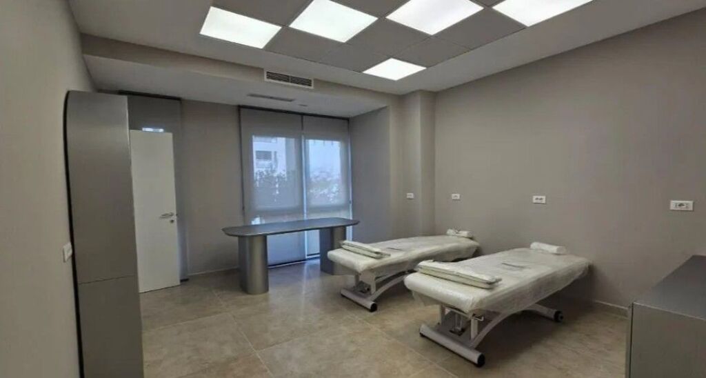 📌Jepet me Qira Ambient për Klinikë – Komuna e Parisit,Kika 2