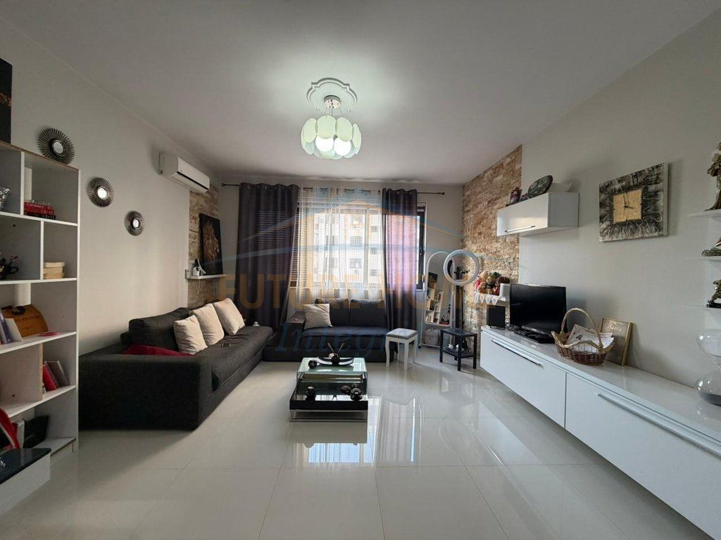 For sale, Apartment 1+1, New Ring, Tirana.