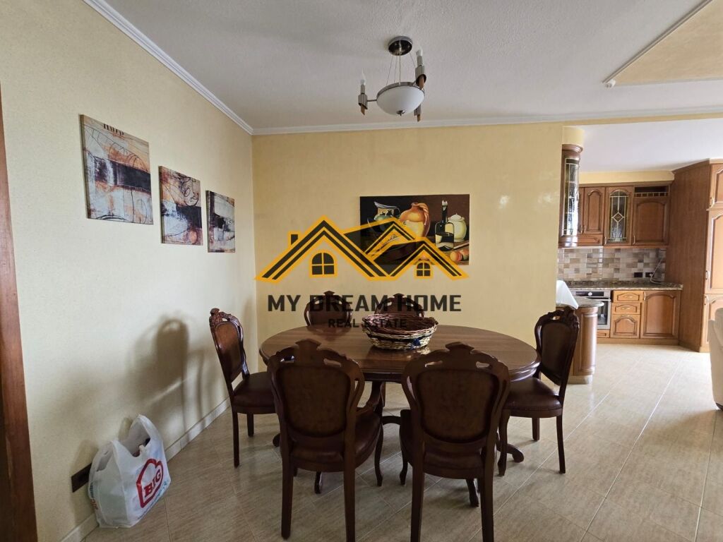 SHITET APARTAMENT 2+1+2 NE DURRES PAMJE DETI!