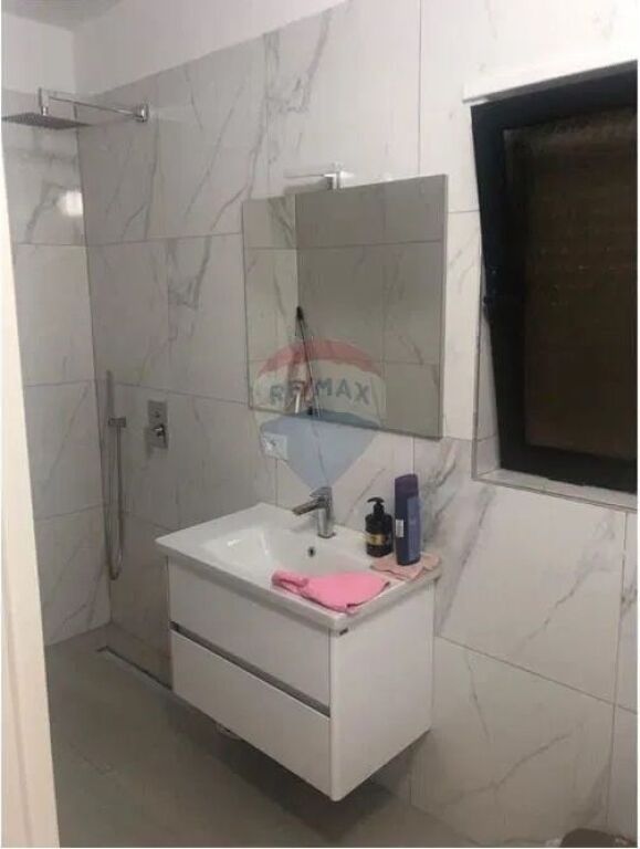 Apartament 3+1+2 per shitje Selvia !