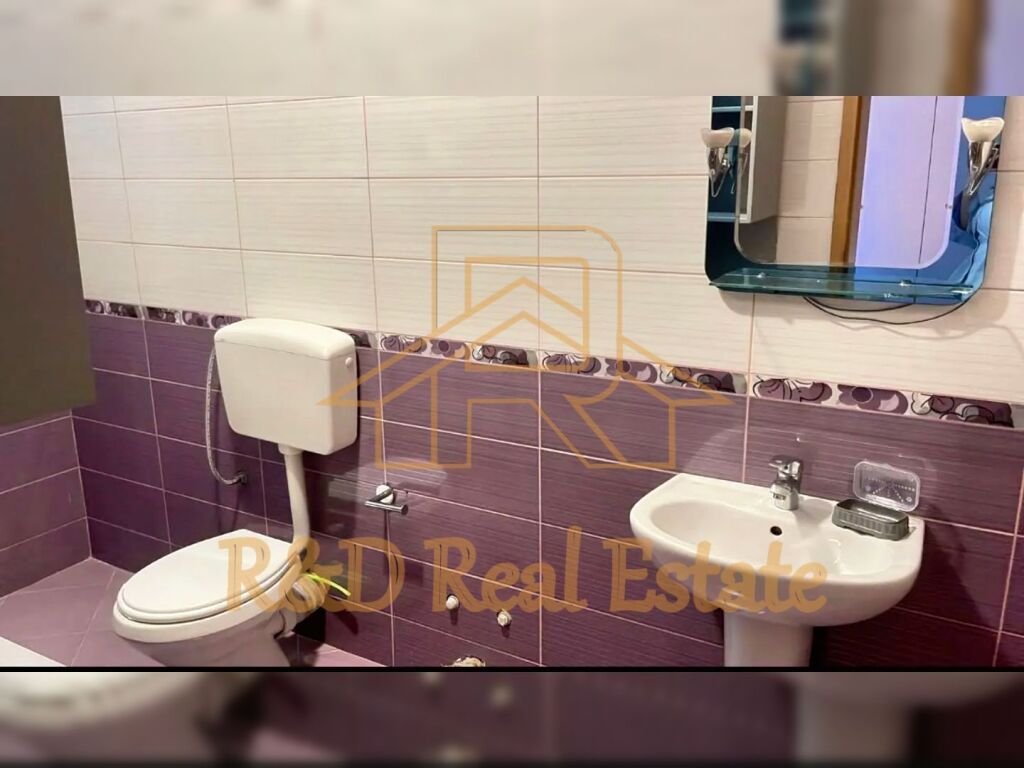 🏡 Jepet me qera apartament 2+1 me oborr