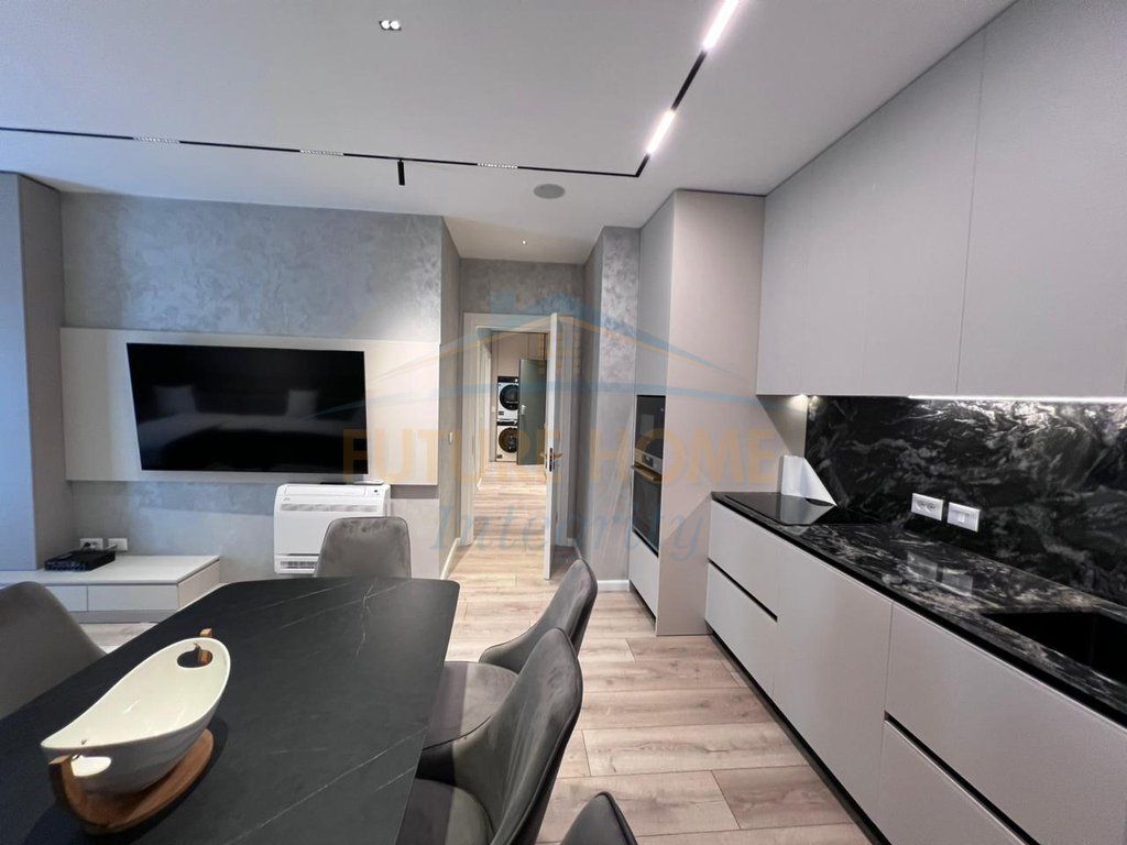 In vendita, Appartamento 2+1+2, Residenza Erli, Tirana.