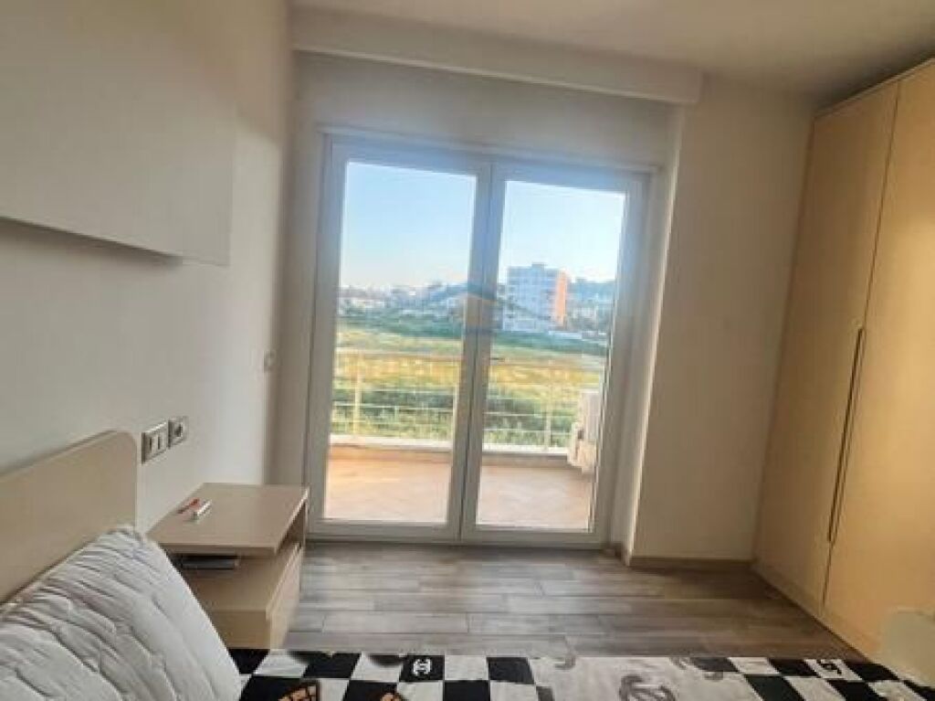 Rent, Apartment 2+1+2, New Ring.