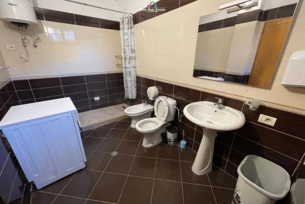 Villa in Affitto 2+1 Vicino alla Scuola Rossa (ID BV22592) Tirana