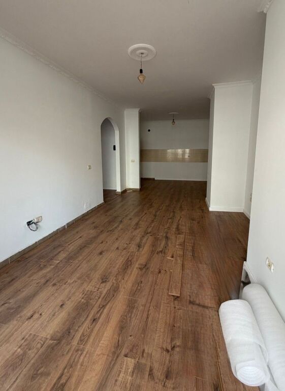 📌Vendesi in vendita 2+1 ad Astir (Complesso Fratari)