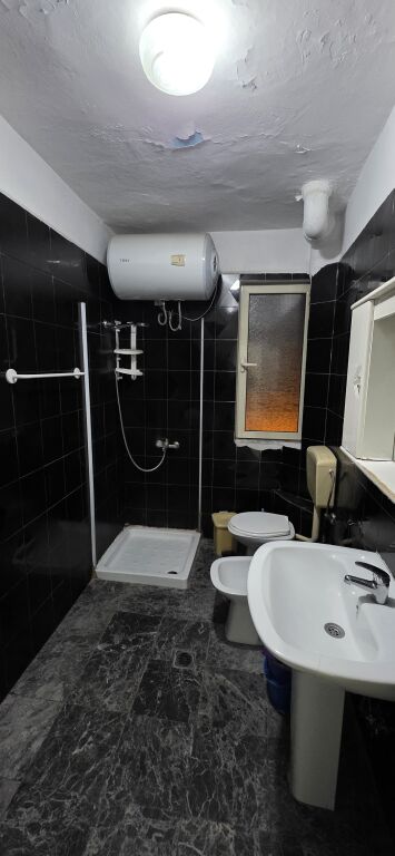 1+1,sip 52 m2,kat 4 pallat ekzistues,berryl,110 miljon leke