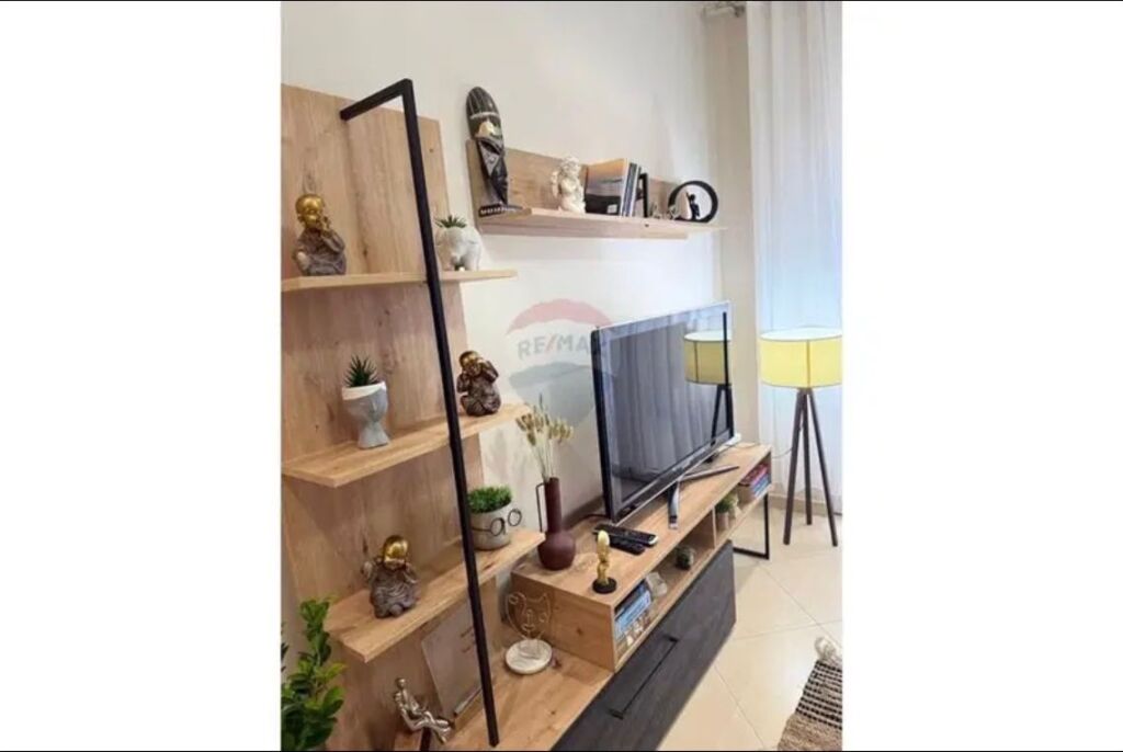 Apartament 1+1 per qira tek RRuga e Kavajes!