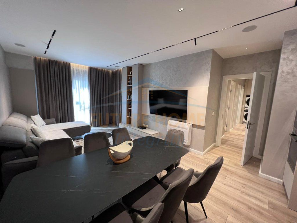In vendita, Appartamento 2+1+2, Residenza Erli, Tirana.