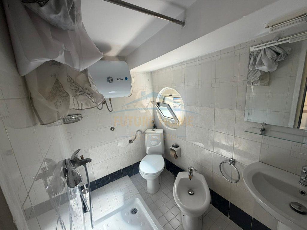 Rent, Apartment 2+1+Veranda, Dibrës Street