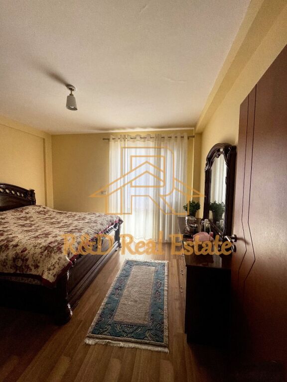 🏡 APARTAMENT ME QERA 1+1 – Rruga Gjik Kuqali