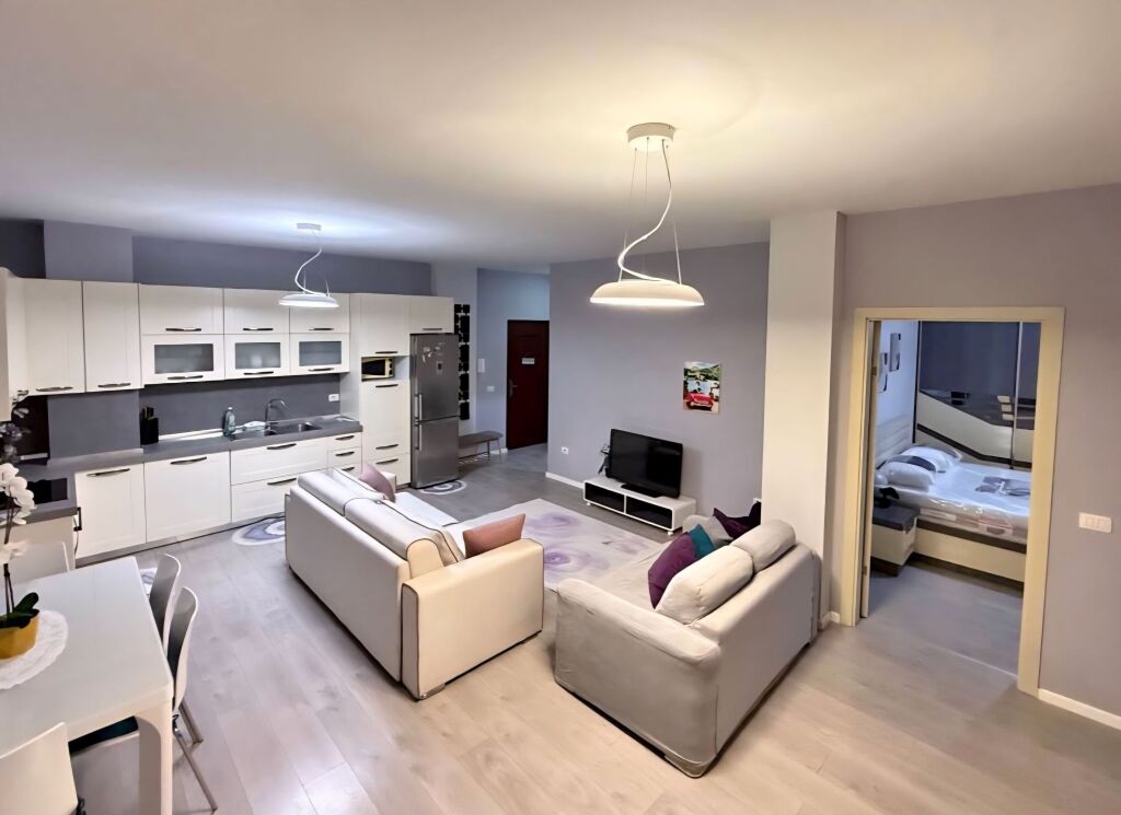 For rent 1+1 near the Panorama Complex