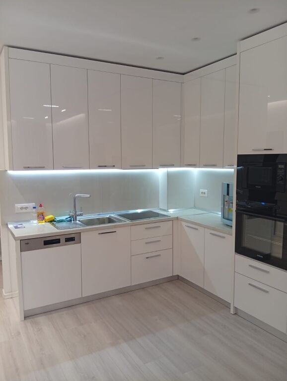 🏠 Super Mega Apartment 1+1+ PARKING 🅿️ for Rent near Concord, 5 Maj