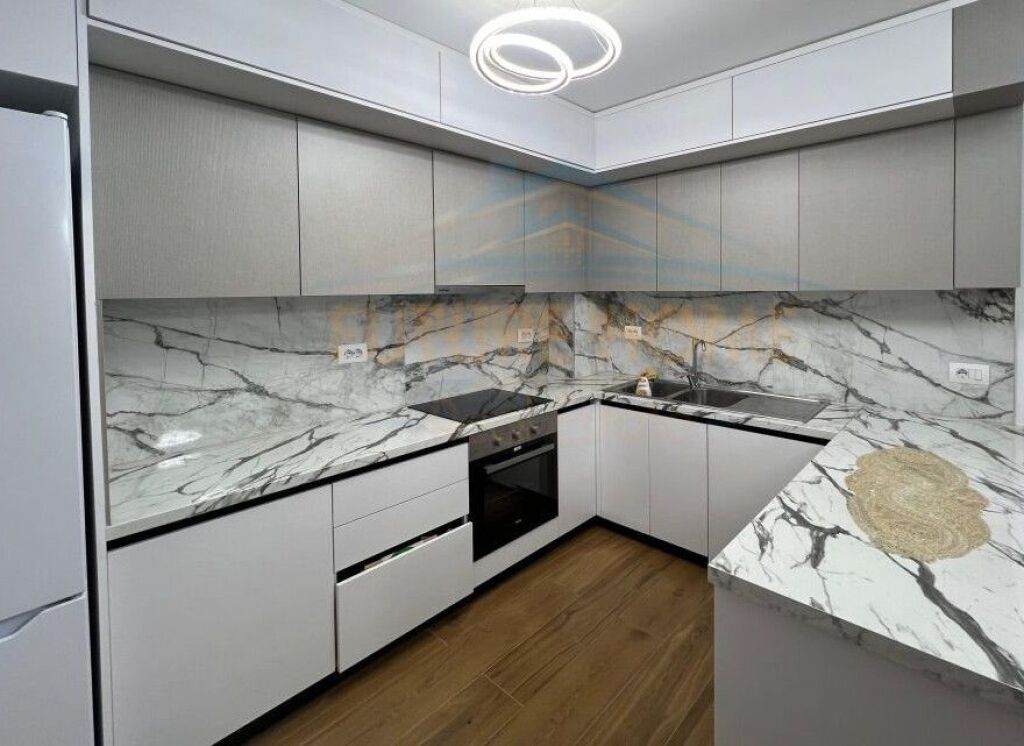 Rent, Apartment 2+1, 21 Dhjetori, Tirana