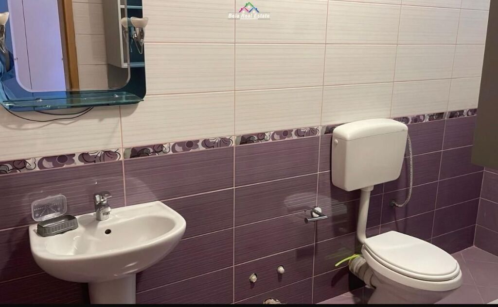 Villa in Affitto 2+1 Vicino alla Scuola Rossa (ID BV22592) Tirana