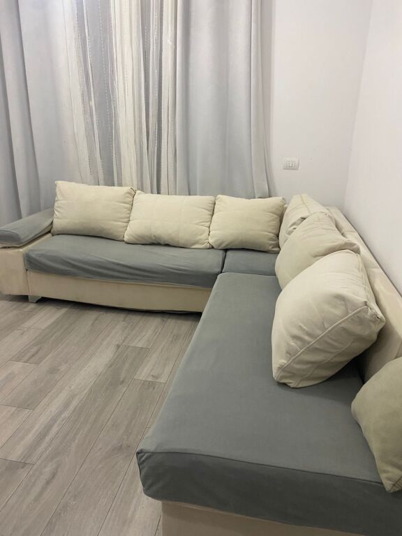 Apartament 1+1 me qera tek Univers City prane Qtu