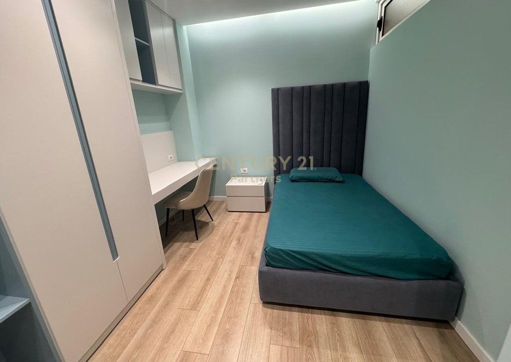 Appartamento 2+1 con Posto Auto – Vicino al Mare, Vlora