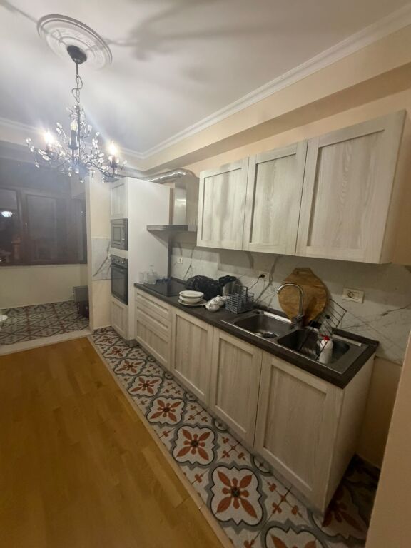 Shesim apartament 2+1 te Selvia