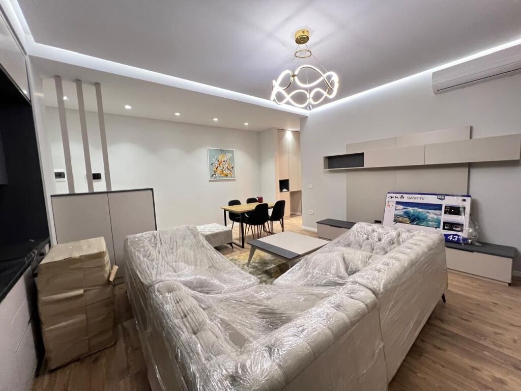 🏡 Jepet apartament 1+1 me qira te Kompleksi Delijorgji