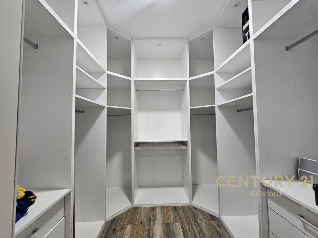 FOR RENT APARTMENT 2+1+WALK-IN CLOSET IN SAUK 650 € /Month Total Area 110m2