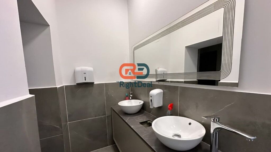 Near Wilson Square, Office Space for Rent !!